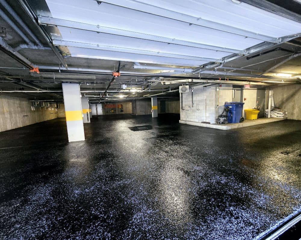 Entrée résidentielle avec scellant au bitume à Beauport